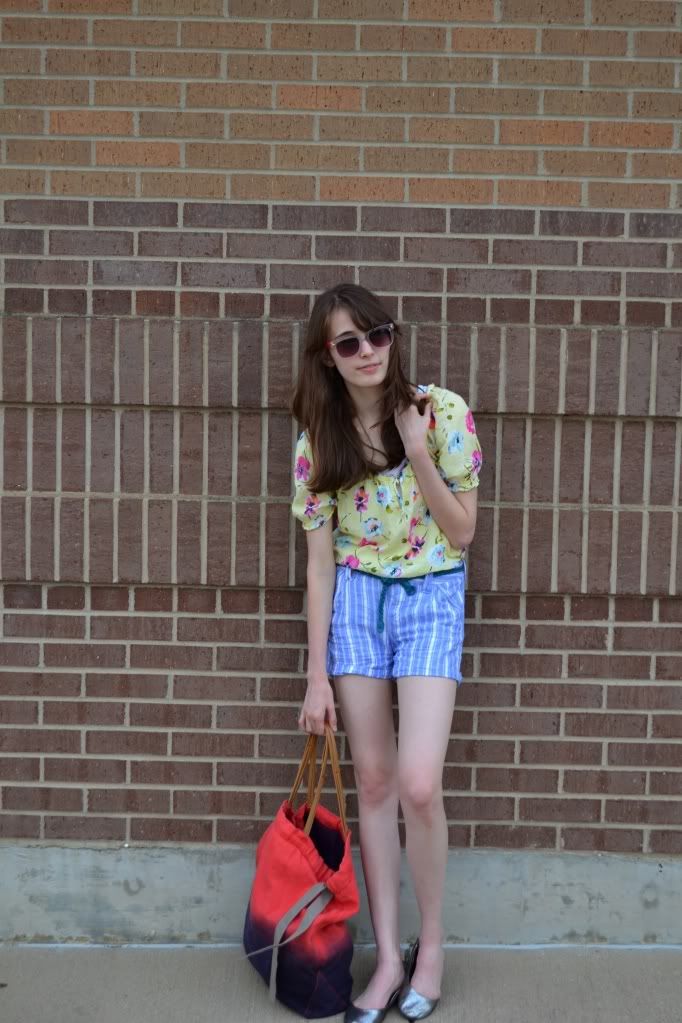 In Motion: Summer Outfit