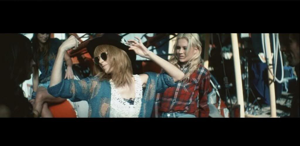 In Motion: Taylor Swift music video, I Knew You Were Trouble music video, stills
