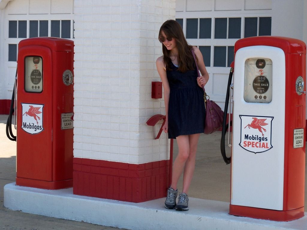 In Motion: Summer outfit at a vintage gas station