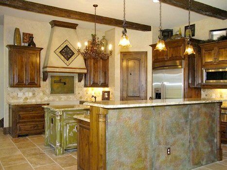 http://i1147.photobucket.com/albums/o550/Cole_Luxury_Homes/Cole%20Luxury%20Kitchens/318121_265600323531778_1226446201_n.jpg