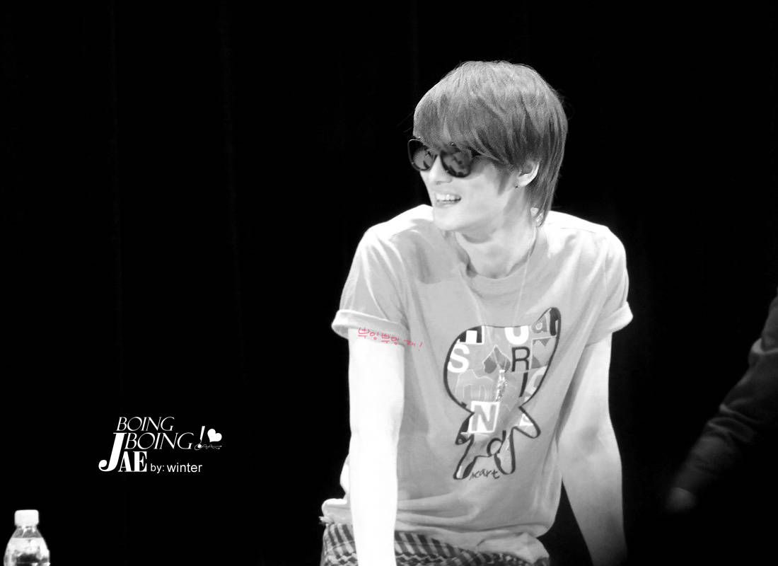  photo ac5b3260jw1e48mh96v9aj20uk0m8dj5.jpg