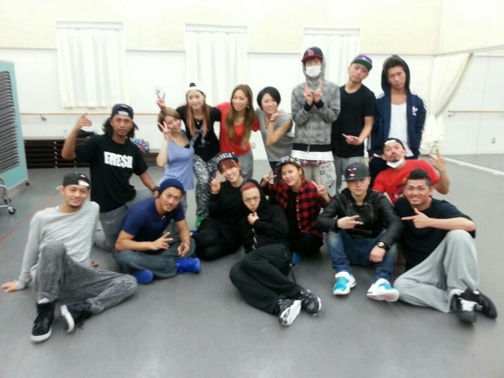  photo BGwlLrsCYAE8ztg.jpg