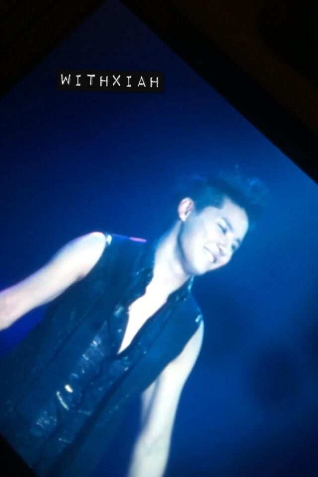  photo BPn2_T0CYAAfVmo.jpg