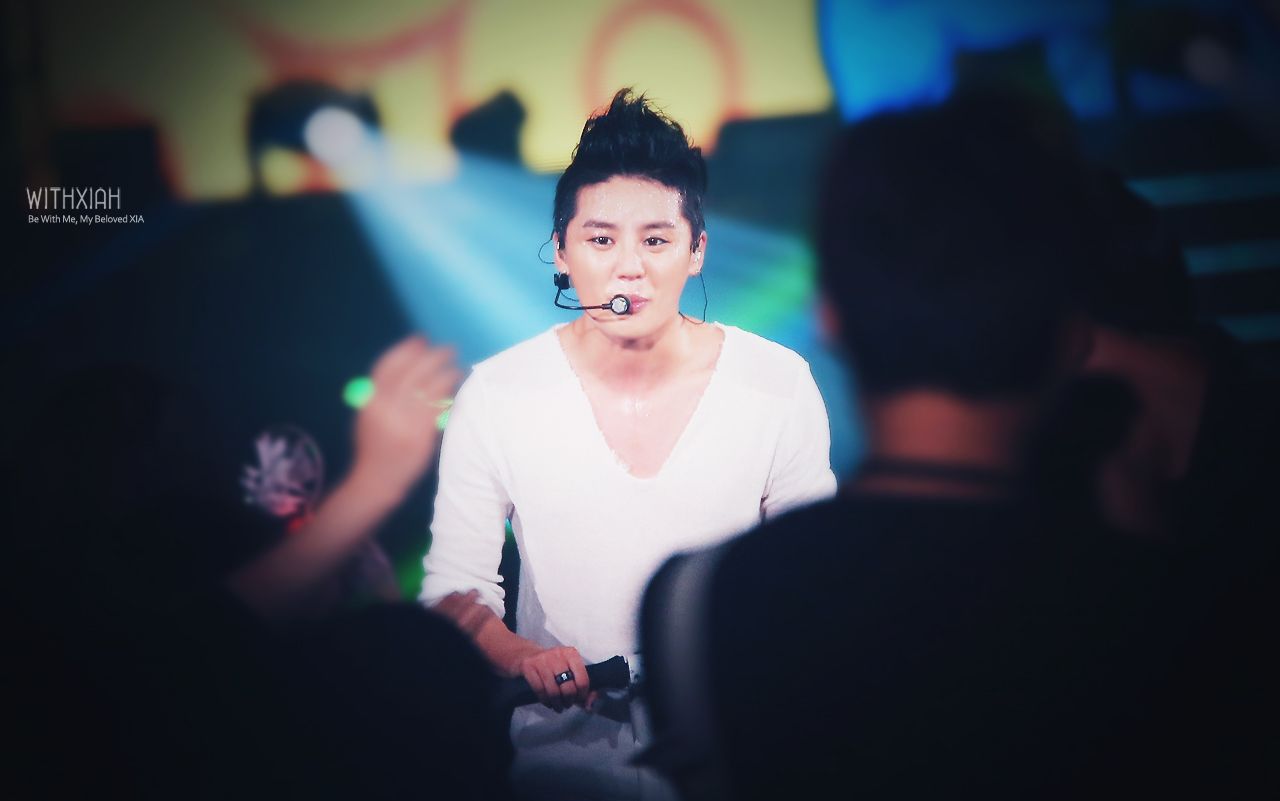  photo ibcWhtTH8wXYrE.jpg