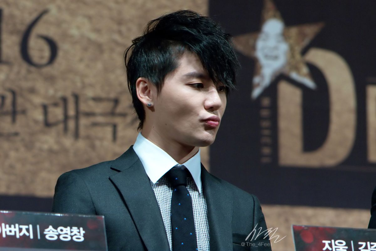  photo iHZu3uV2hRxl5.jpg