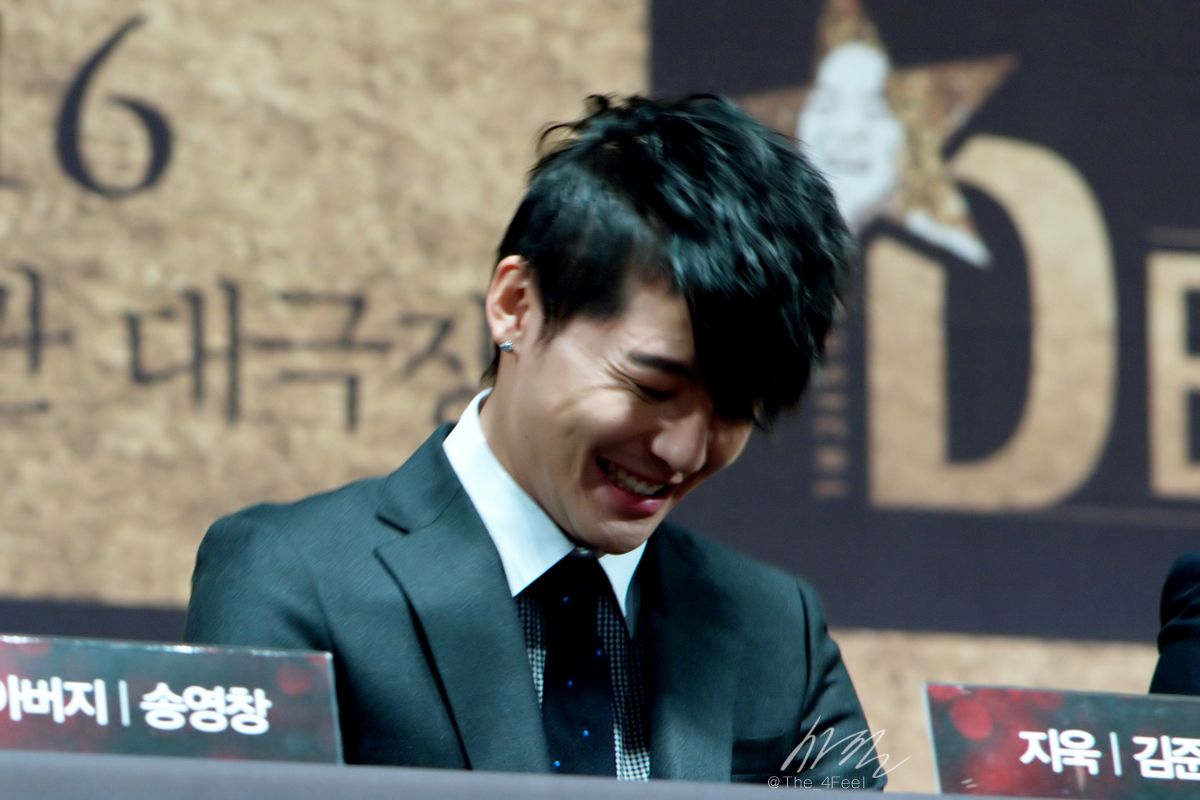  photo iLk2jdgPSqWeL.jpg