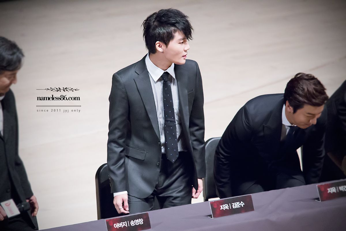  photo iWqzblPlnxzC5.jpg