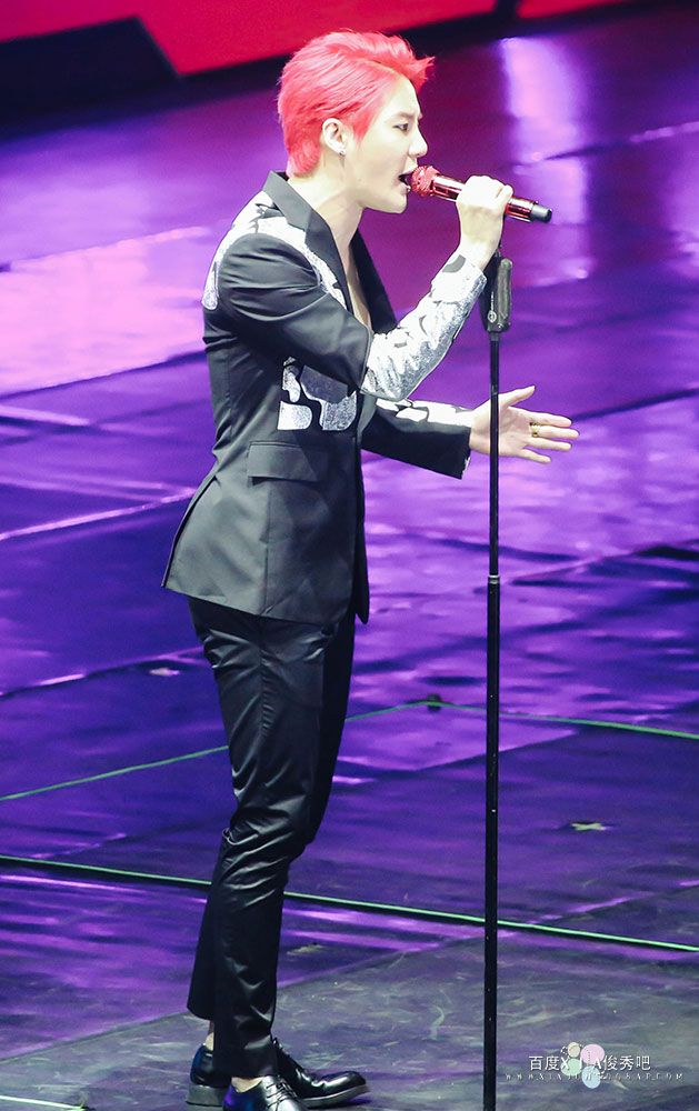 photo xiahjunsoobar_03.jpg