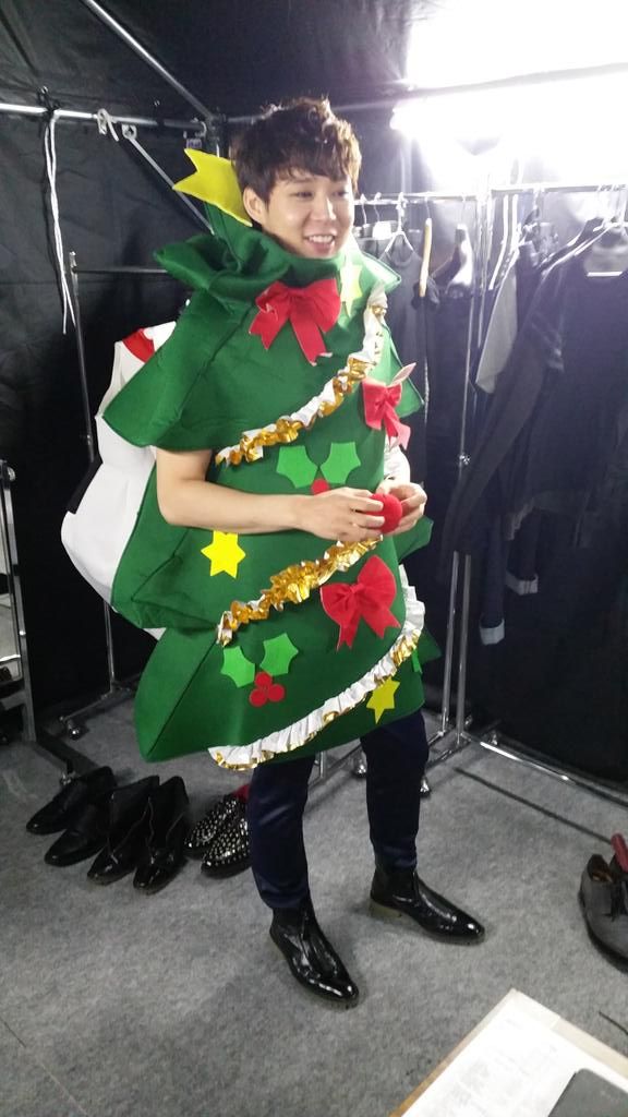  photo B5n9QLiCAAA7BmL.jpg