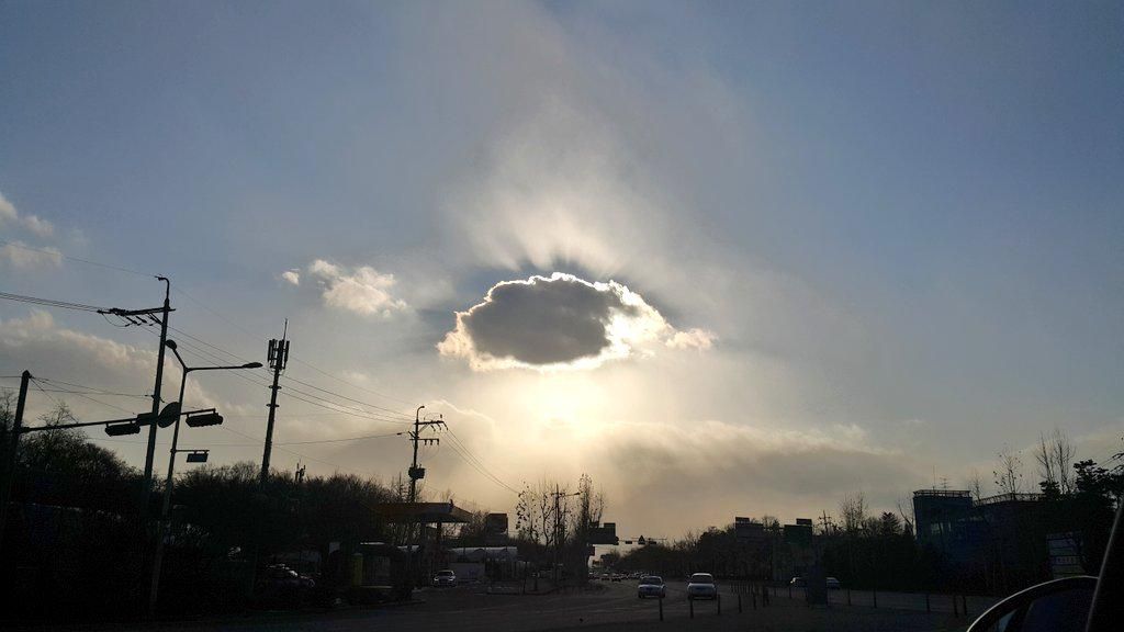 B4i4Yr_CUAAzT6l.jpg~original