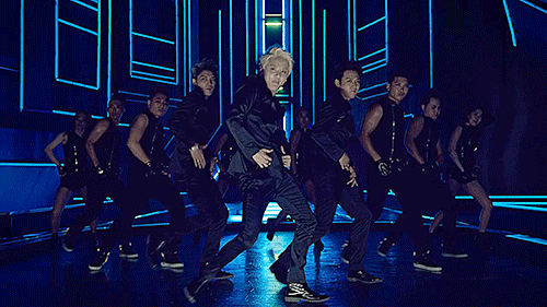  photo tumblr_n93ff2EQk01qfees0o2_r1_500_fatooome.gif