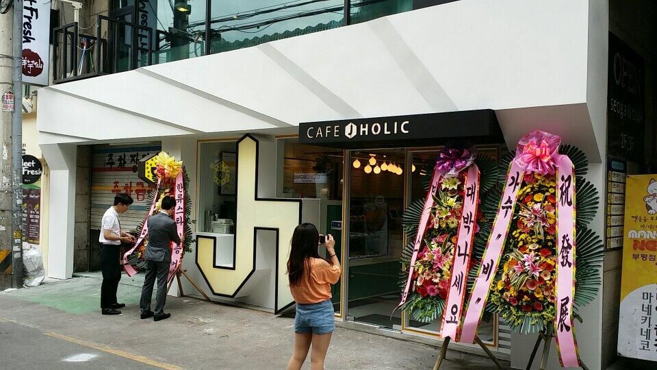 photo BpWS3EOIMAA37On_joliellante.jpg