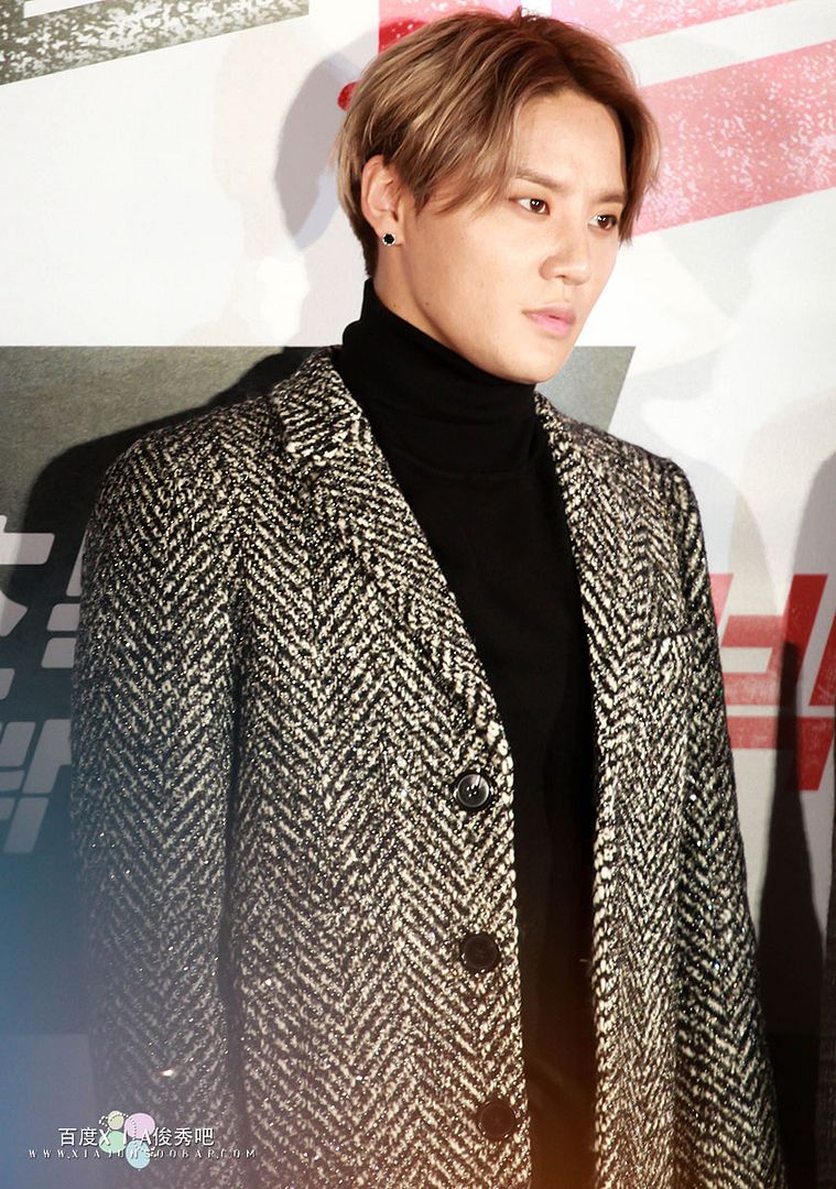  photo XiaJunsooBar_05.jpg