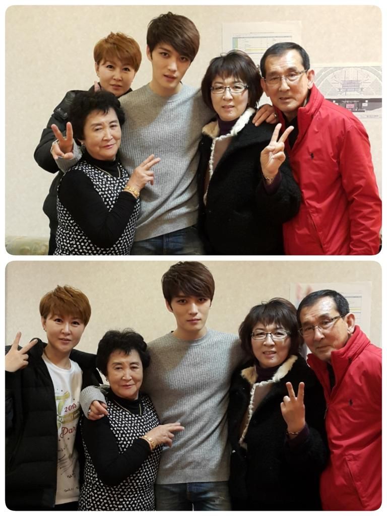 photo B79aw0rCcAASTCt.jpg