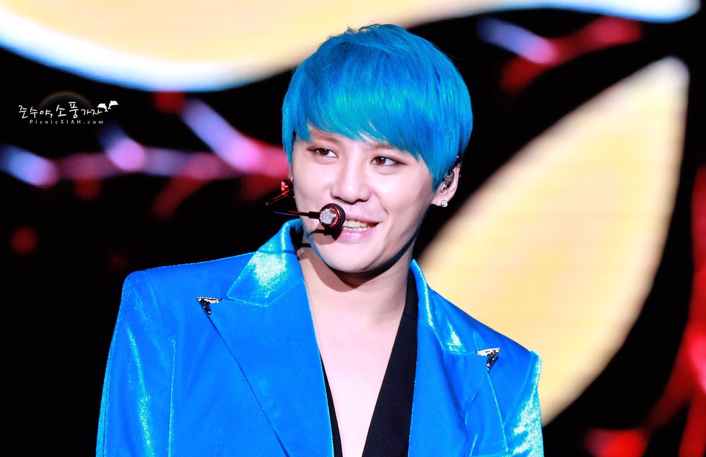 8eed8dac863fe8b43f79940beaea5957.jpg~ori