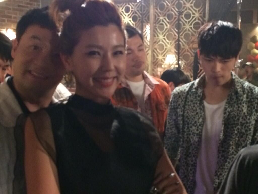 photo BpI-GtdIEAAIWKa.jpg