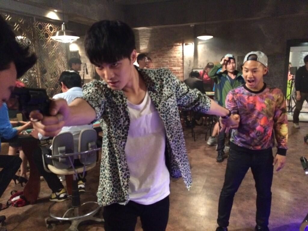 photo BpJBpZzIAAAPZgS.jpg