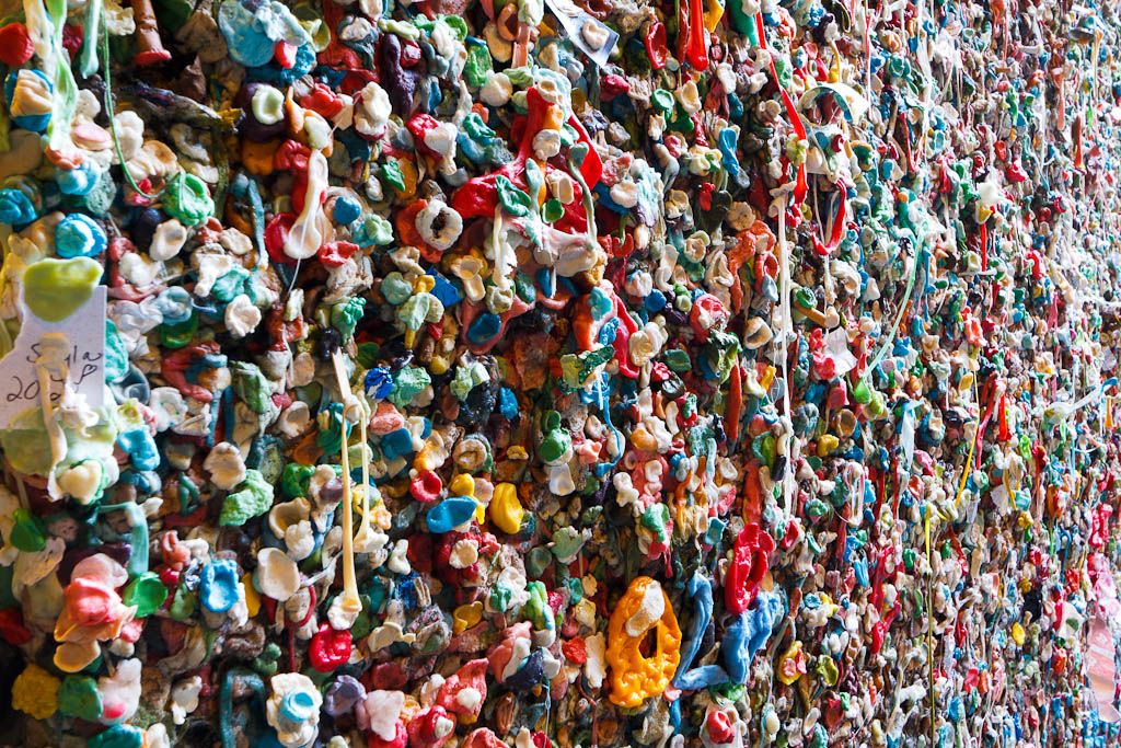 IMAGE: http://i1147.photobucket.com/albums/o556/peterB1123/1205_Seattlewalk05152012_021.jpg