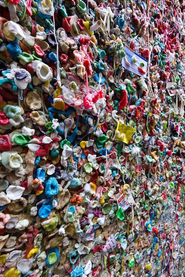 IMAGE: http://i1147.photobucket.com/albums/o556/peterB1123/1205_Seattlewalk05152012_027.jpg