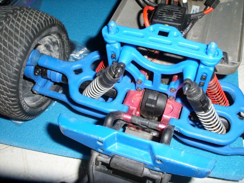 e maxx brushless motor